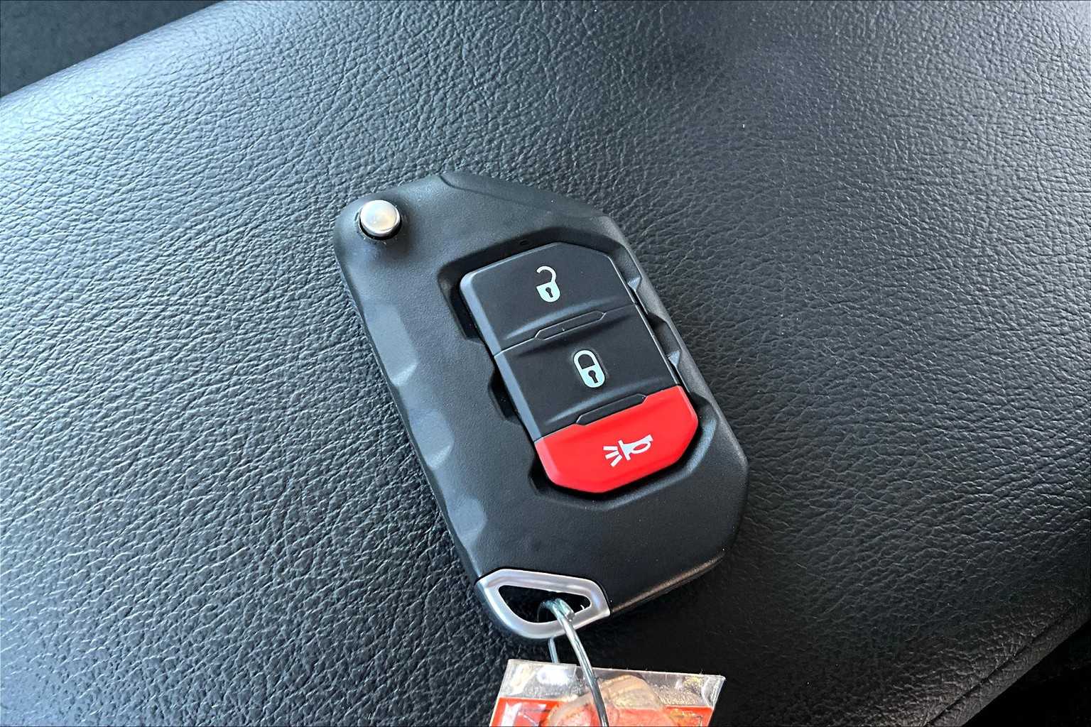 Thumbnail: 2025 Jeep Gladiator - 20