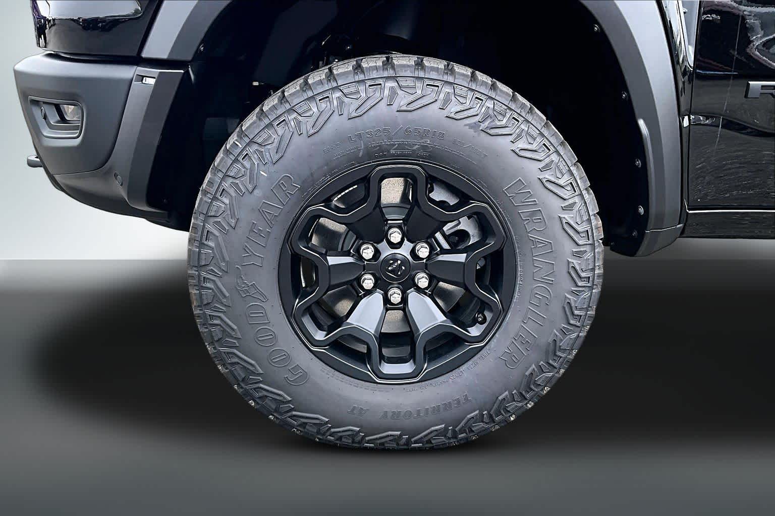 Thumbnail: 2026 RAM 1500 - 7