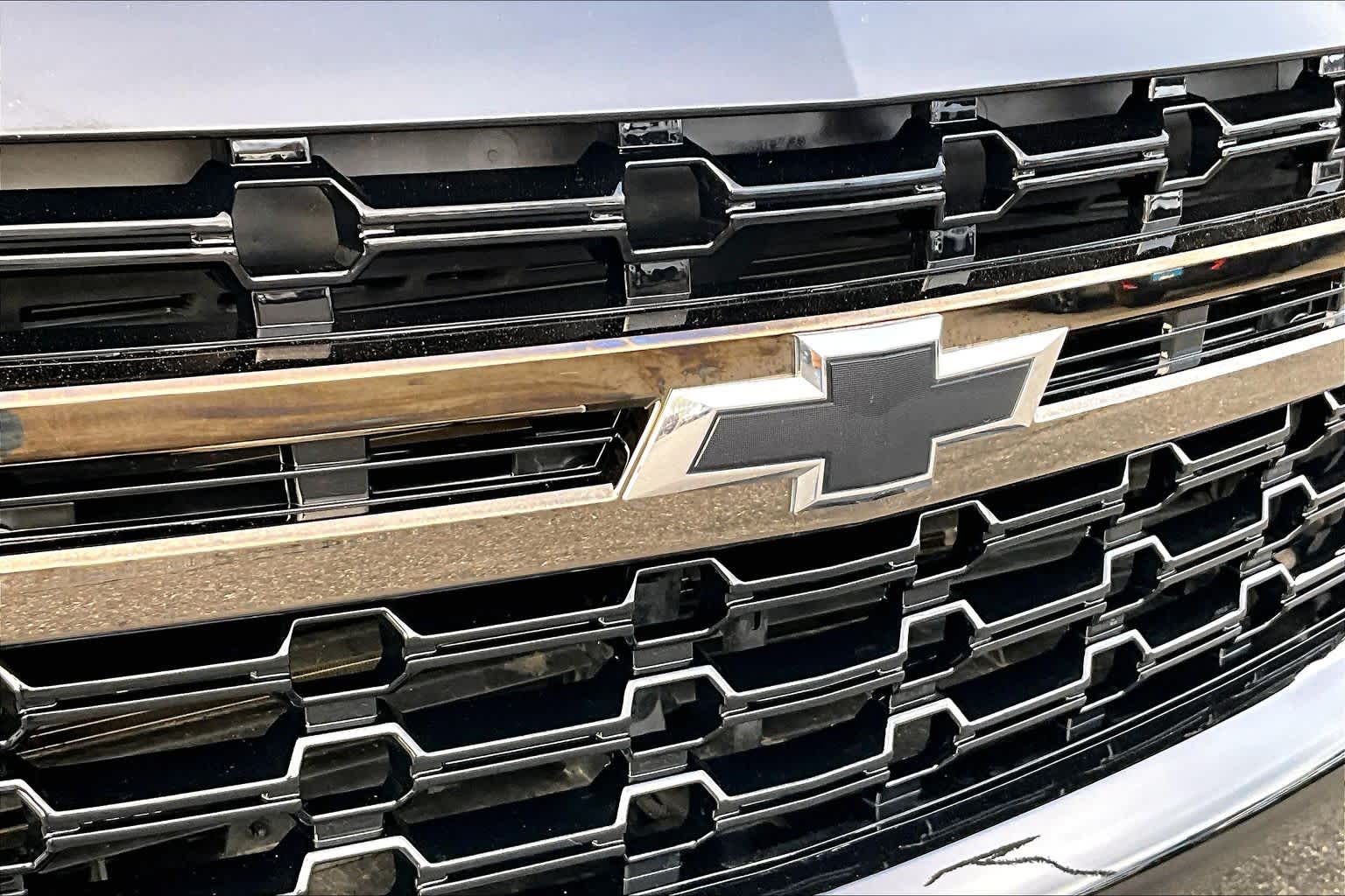 Thumbnail: 2021 Chevrolet Suburban - 34