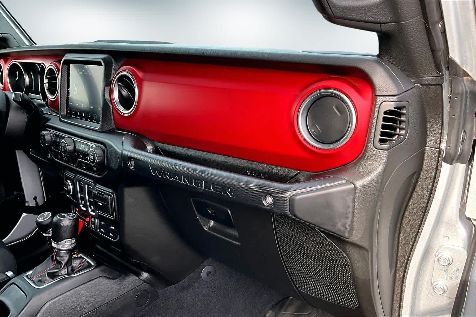 Thumbnail: 2022 Jeep Wrangler - 21