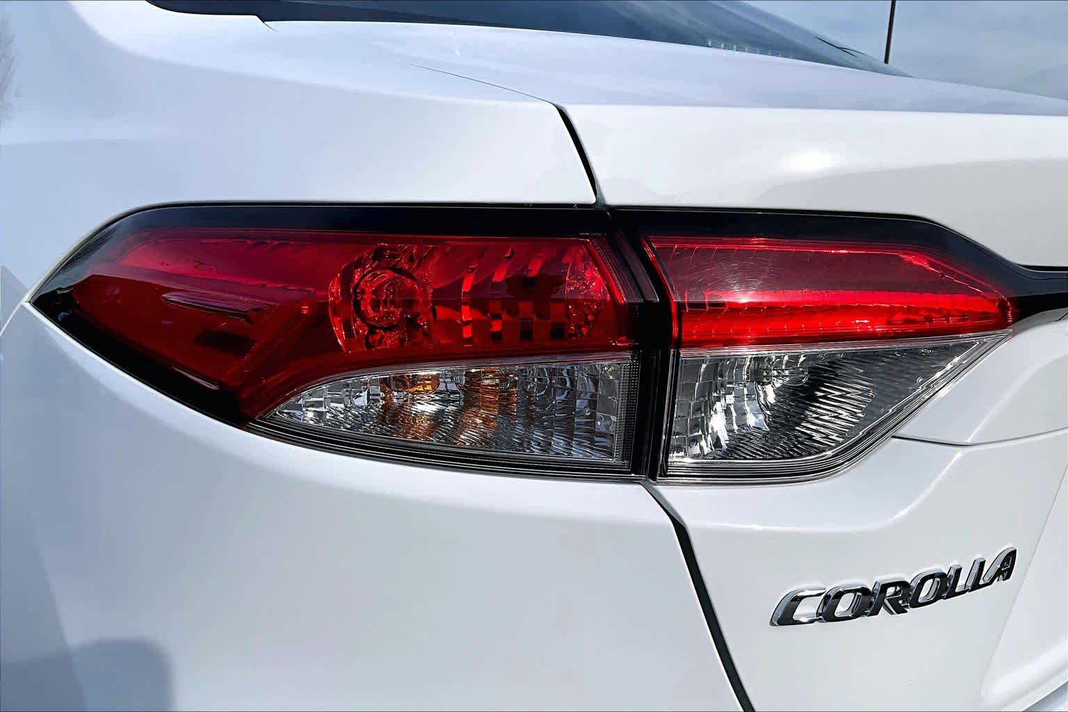 Thumbnail: 2025 Toyota Corolla - 33