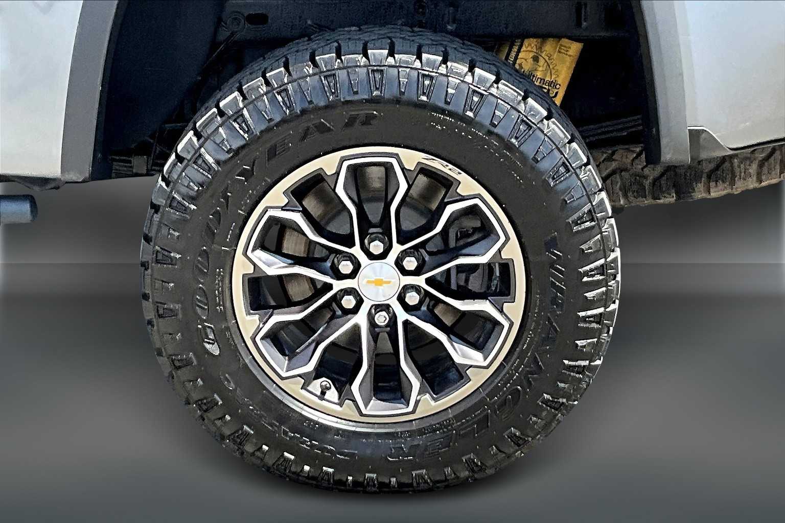 Thumbnail: 2021 Chevrolet Colorado - 37