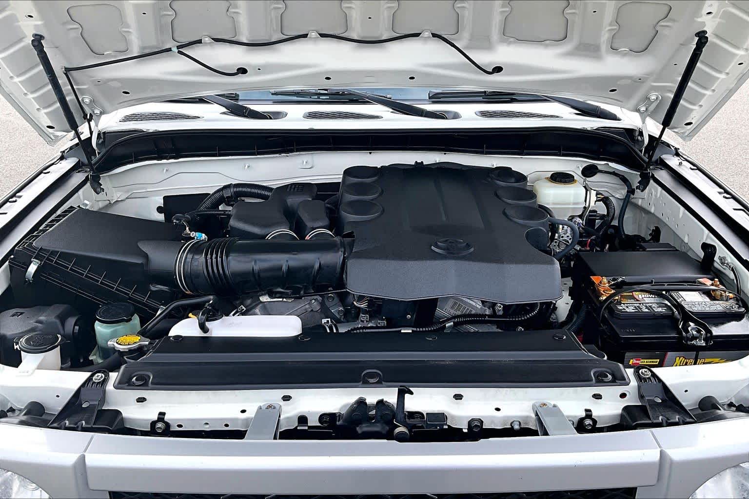 Thumbnail: 2014 Toyota FJ Cruiser - 9