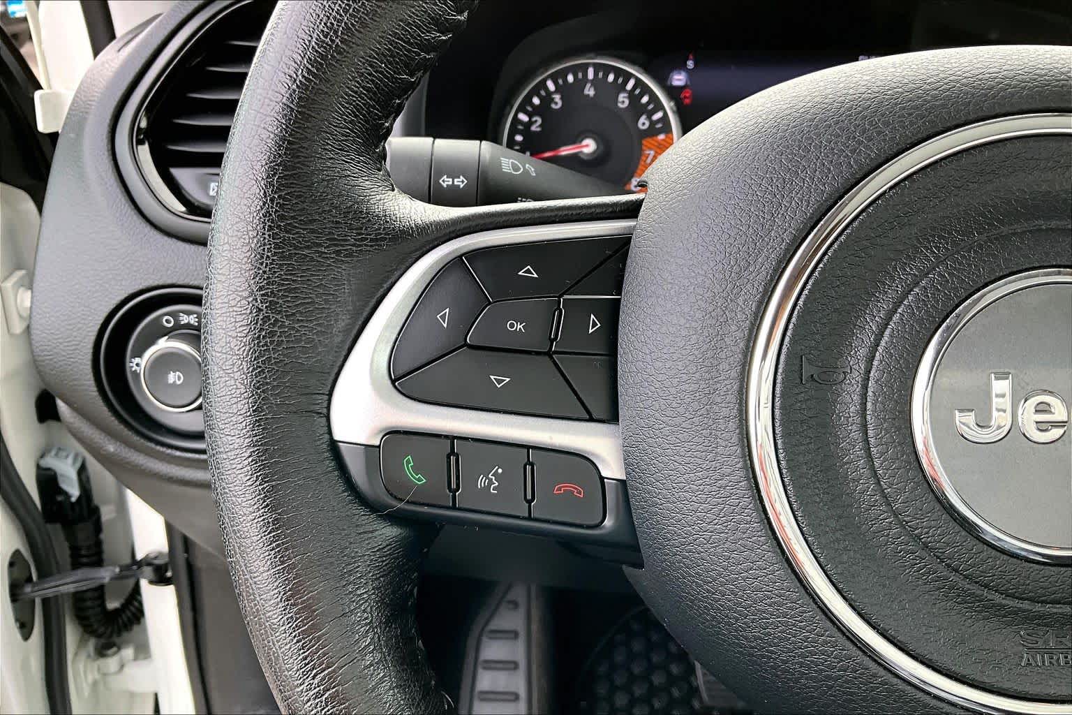 Thumbnail: 2023 Jeep Renegade - 24