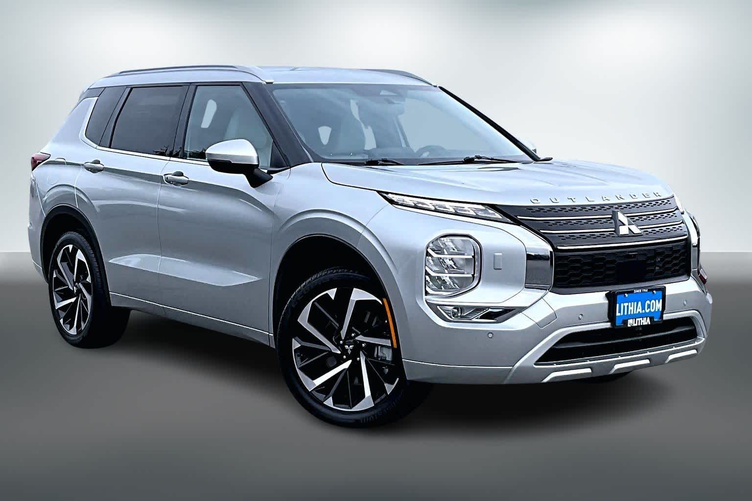 Thumbnail: 2024 Mitsubishi Outlander - 21