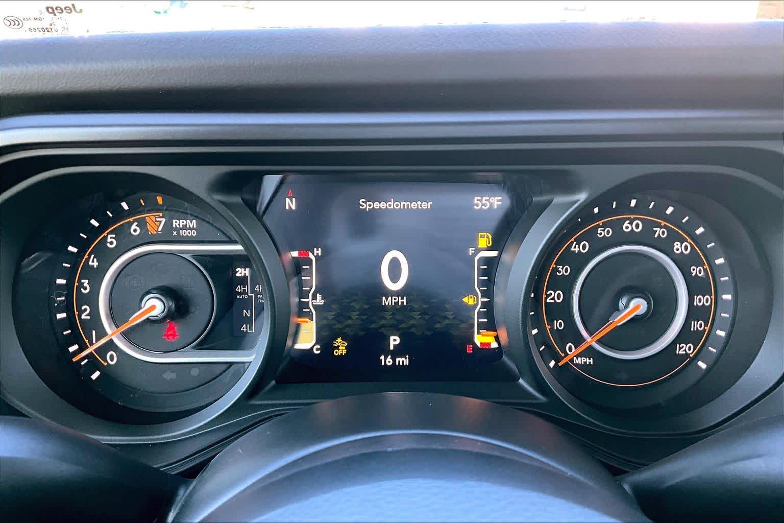 Thumbnail: 2026 Jeep Gladiator - 17