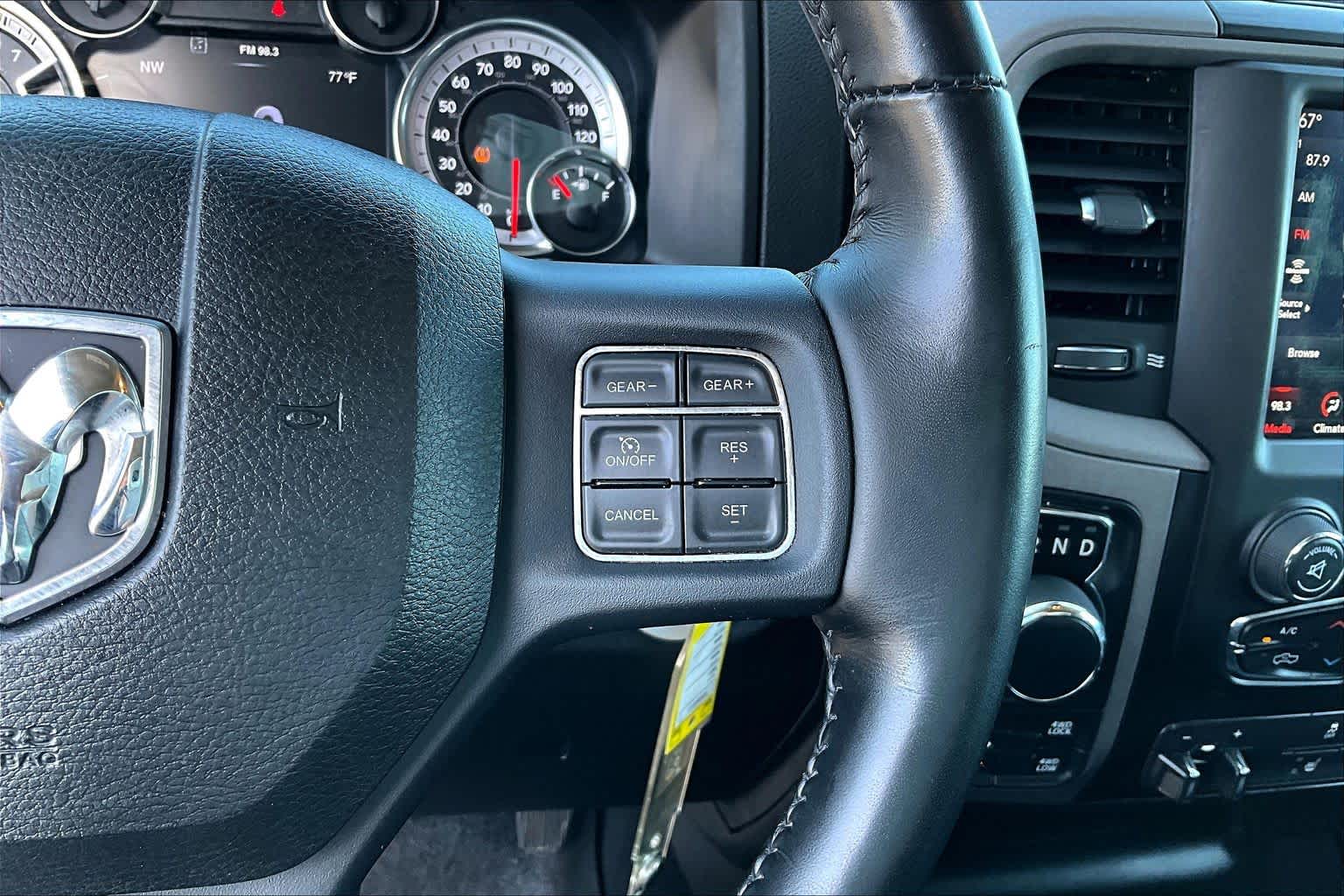 Thumbnail: 2021 RAM 1500 Classic - 25