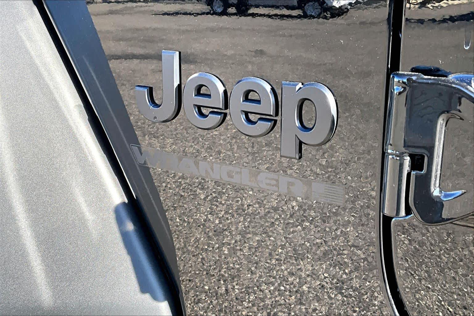 Thumbnail: 2026 Jeep Wrangler - 6