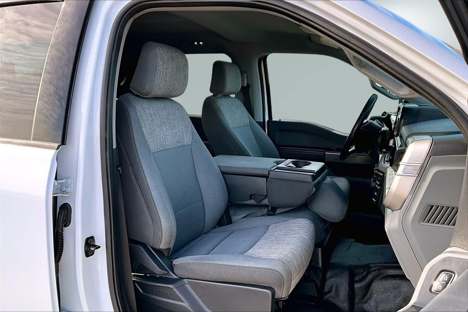 Thumbnail: 2024 Ford Econoline - 13