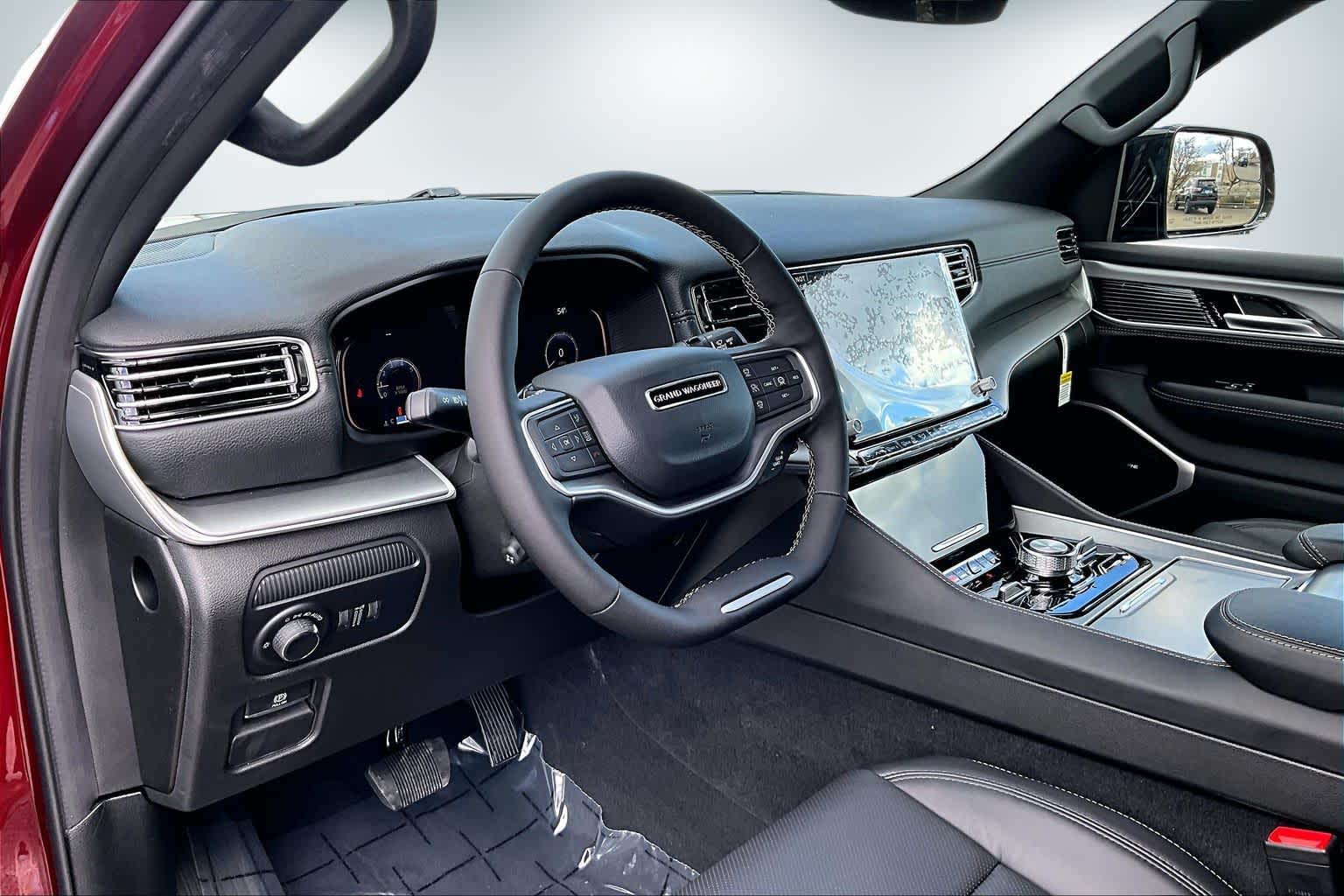 Thumbnail: 2026 Jeep Grand Wagoneer - 2