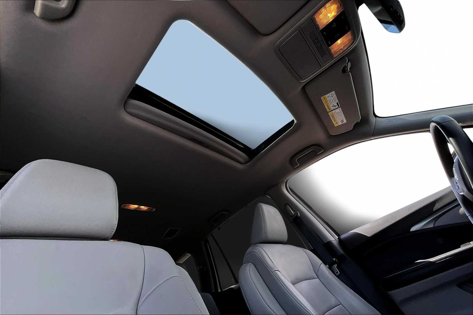 Thumbnail: 2022 Honda Pilot - 32