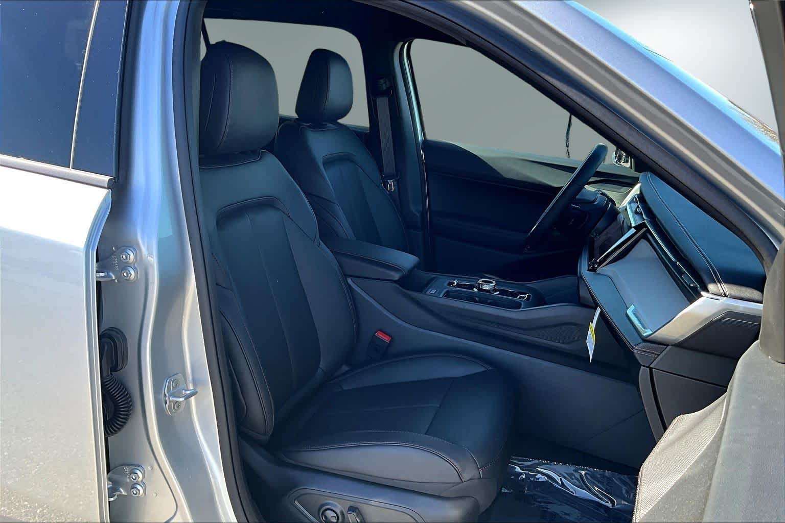 Thumbnail: 2026 Jeep Cherokee - 14