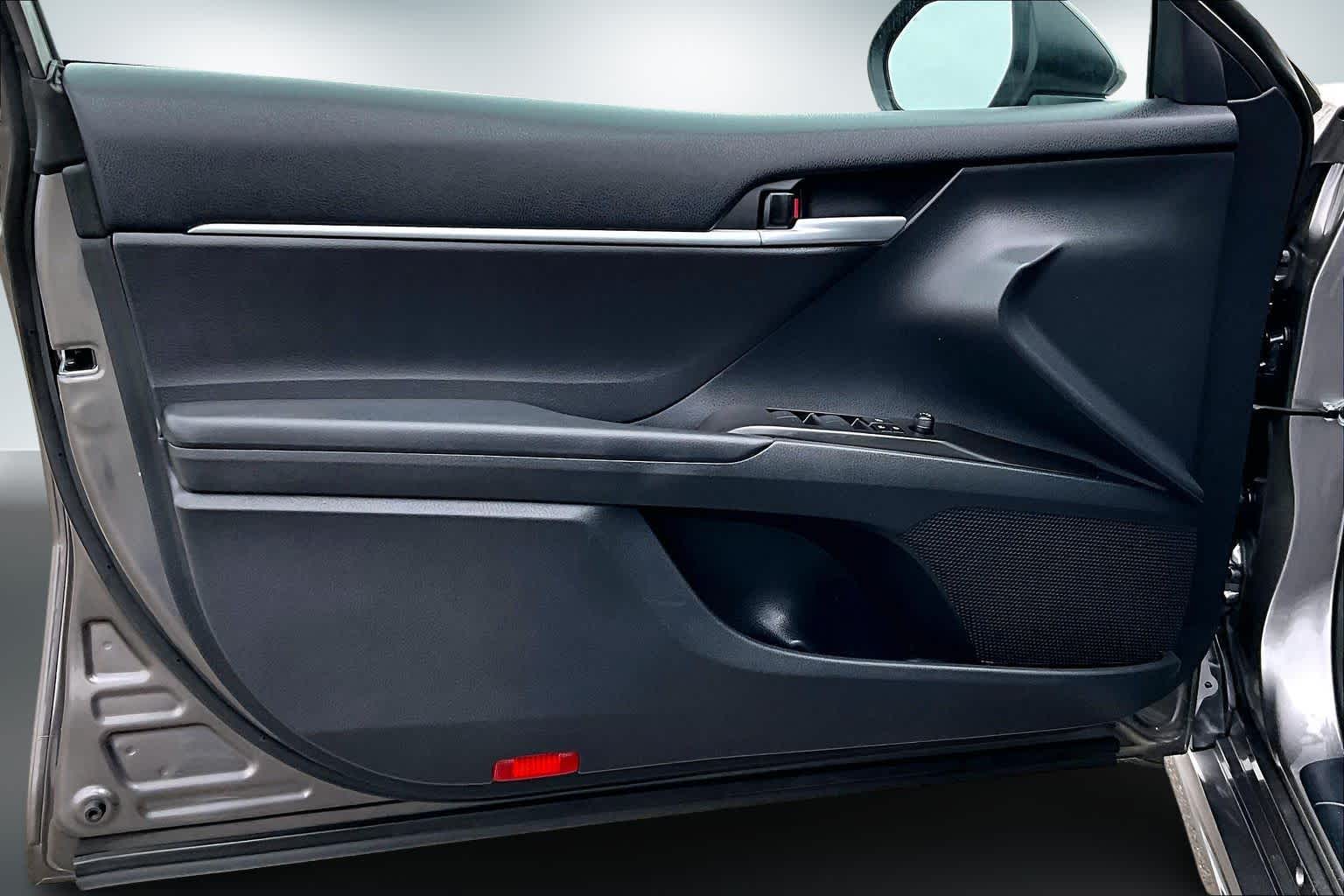 Thumbnail: 2023 Toyota Camry - 27