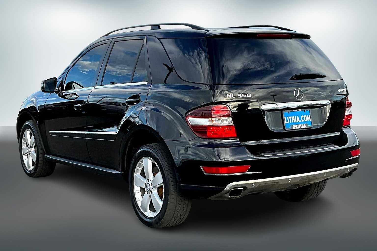 Thumbnail: 2011 Mercedes-Benz M-Class - 4