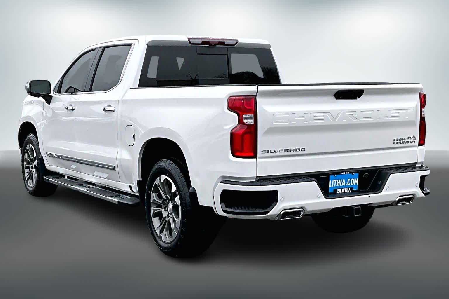 Thumbnail: 2024 Chevrolet Silverado 1500 - 4
