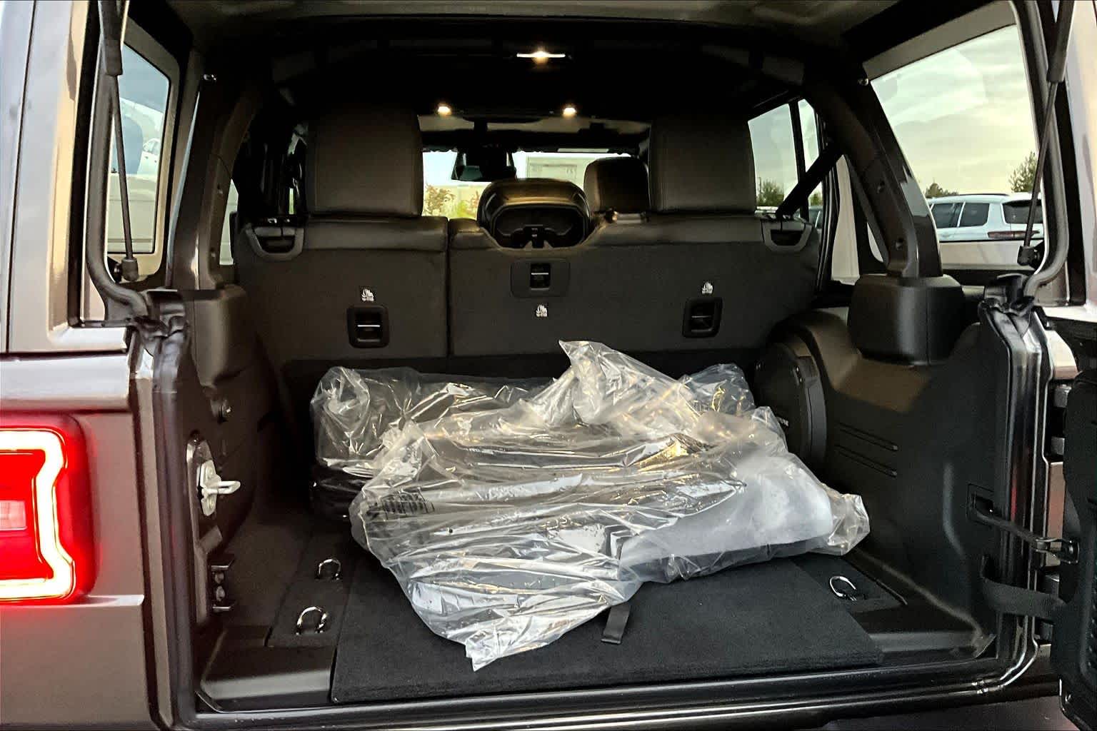 Thumbnail: 2026 Jeep Wrangler - 19