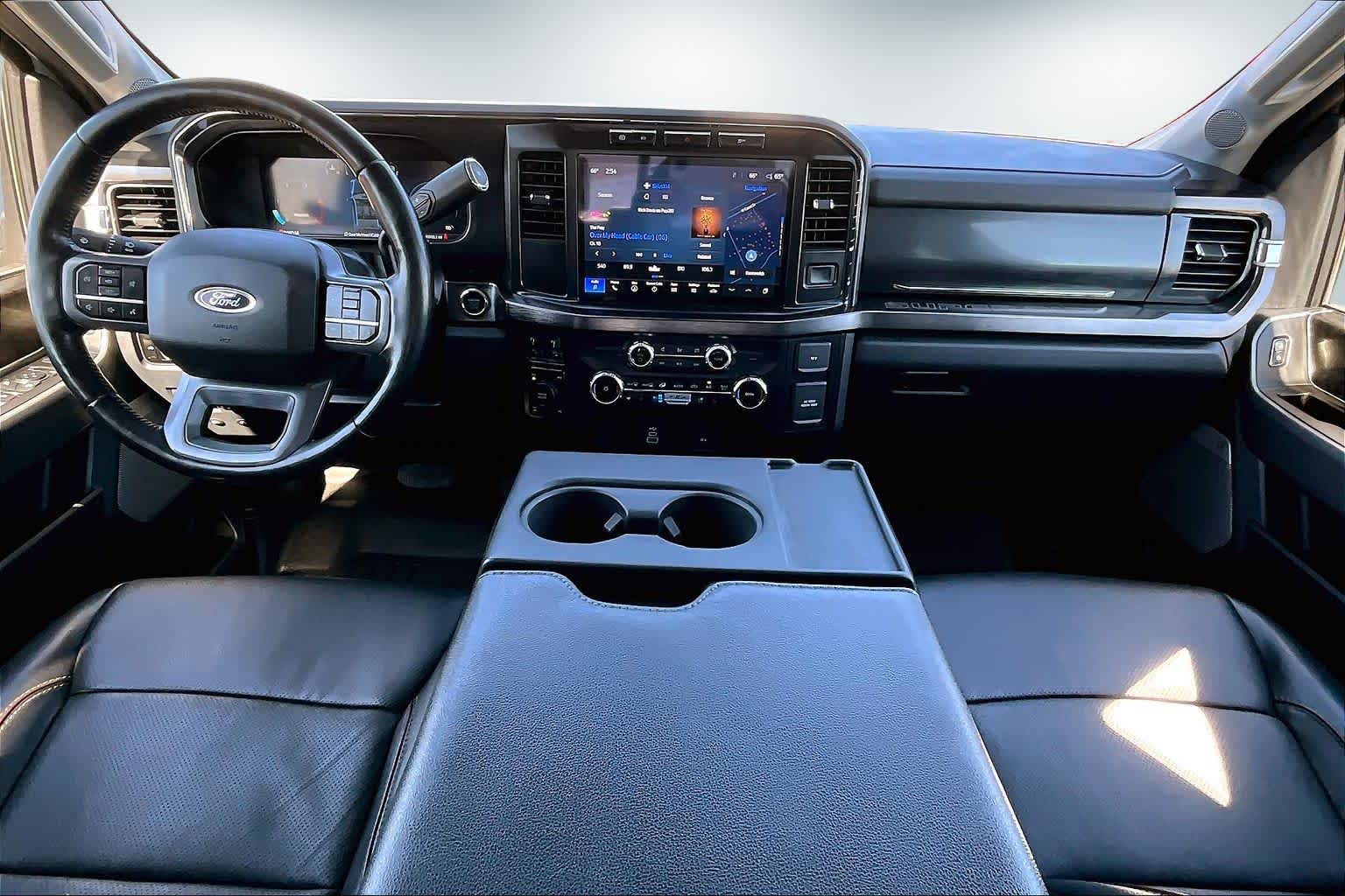 Thumbnail: 2023 Ford Econoline - 9