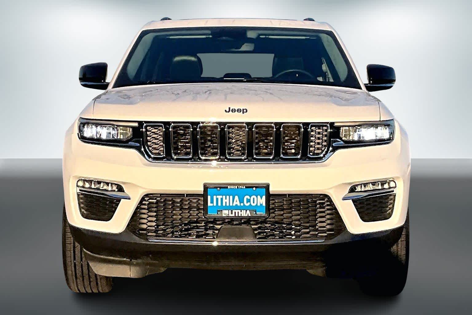 Thumbnail: 2024 Jeep Grand Cherokee - 6