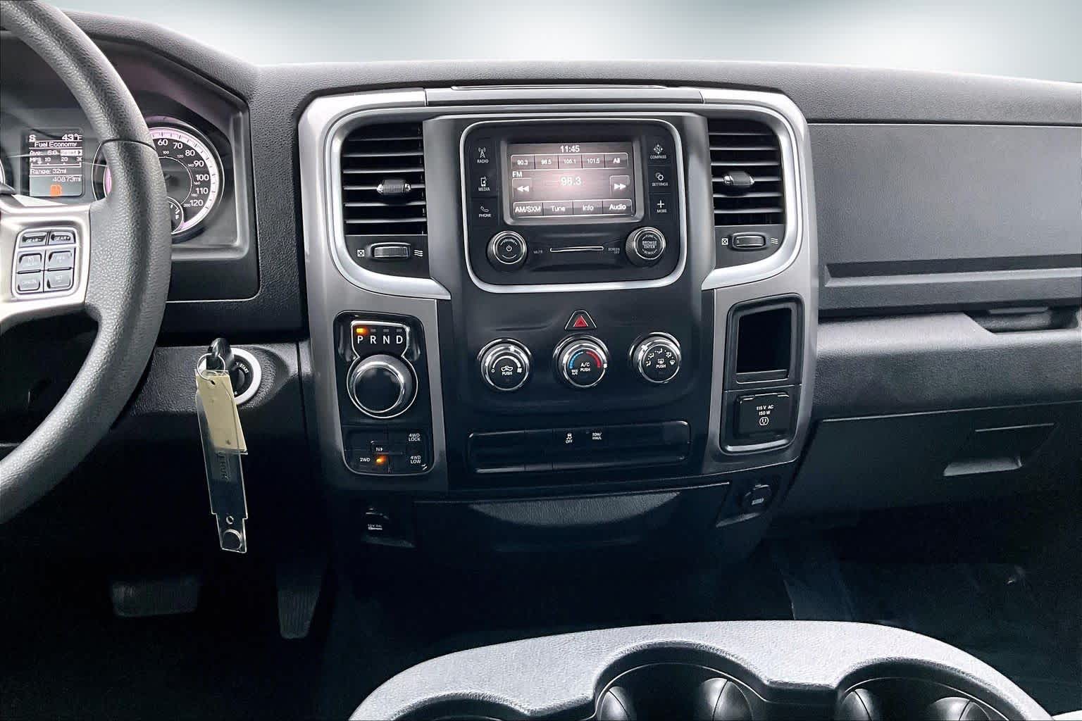 Thumbnail: 2023 RAM 1500 Classic - 15