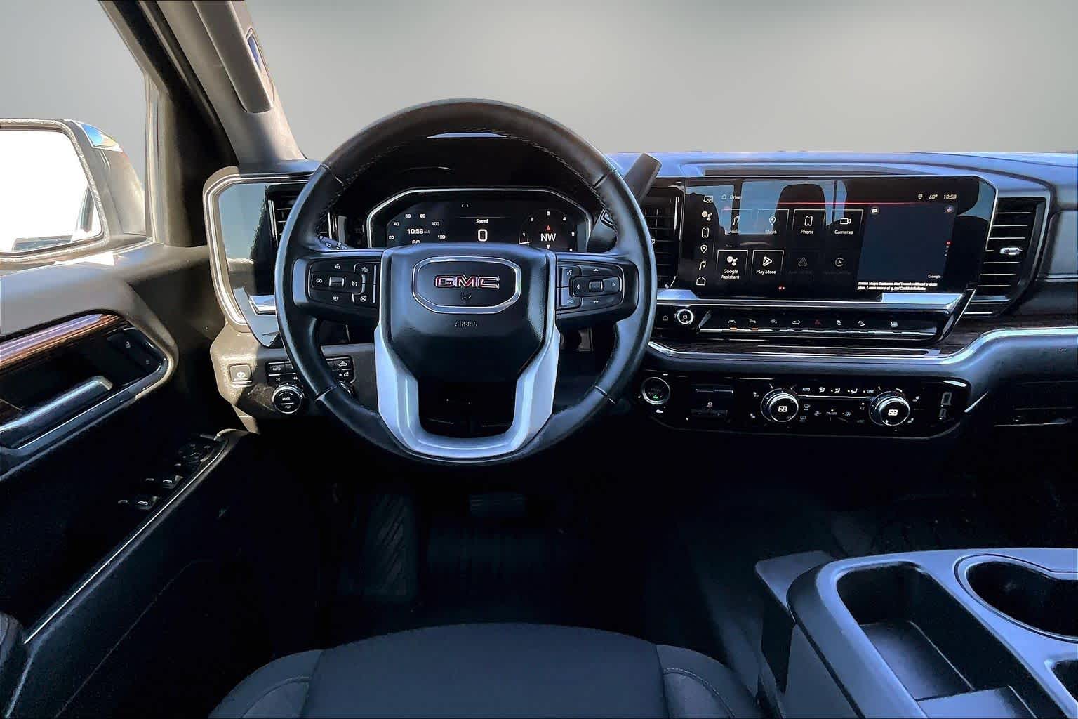 Thumbnail: 2024 GMC Sierra 1500 - 14