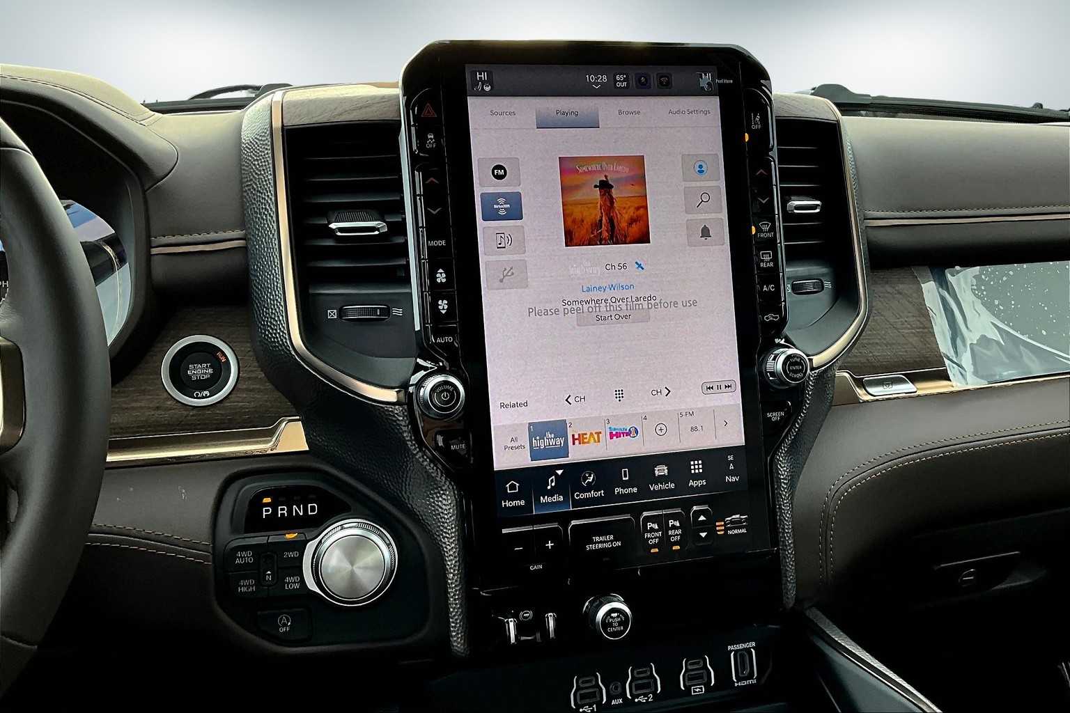 Thumbnail: 2026 RAM 1500 - 16