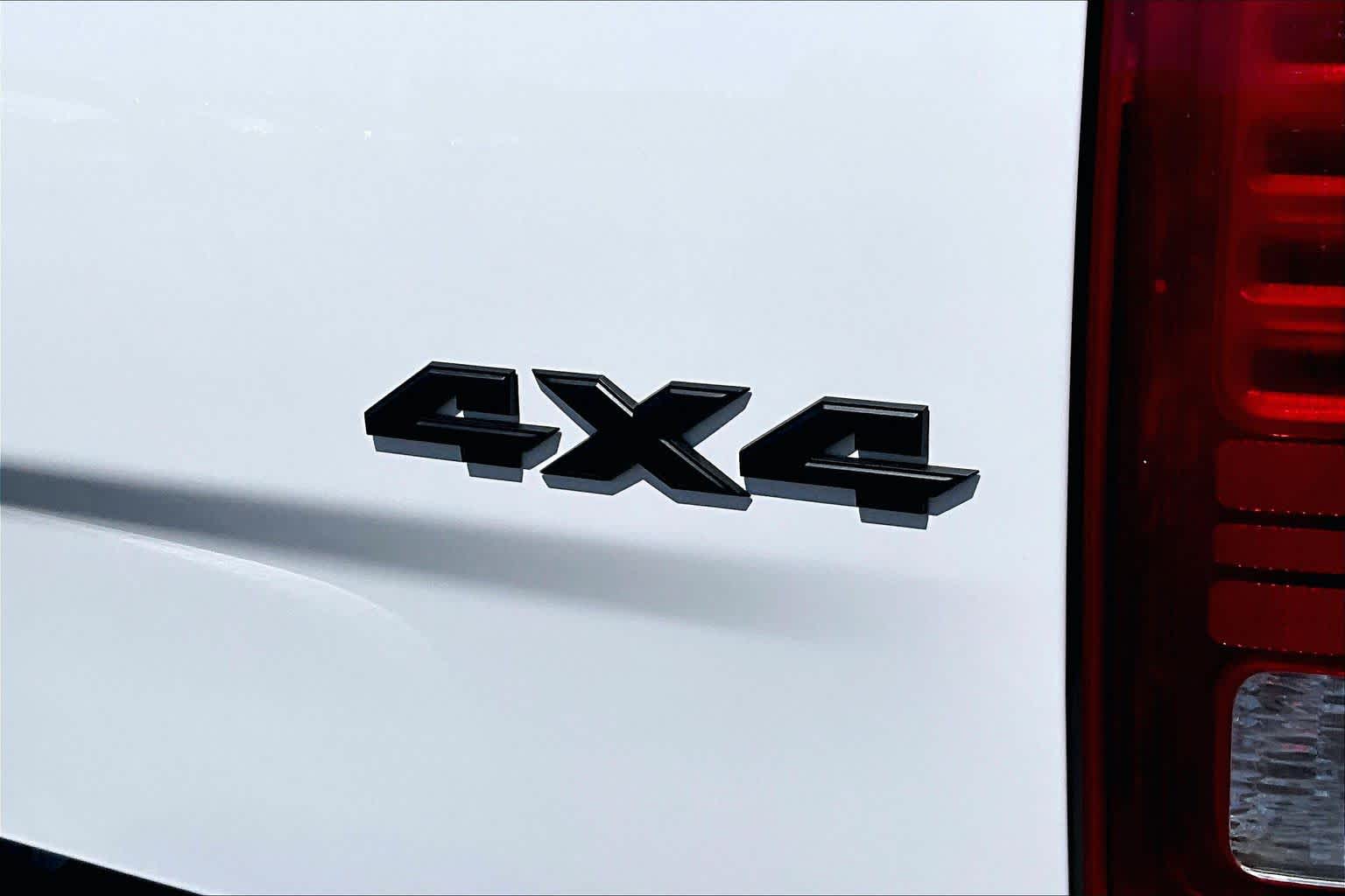 Thumbnail: 2019 RAM 1500 Classic - 7