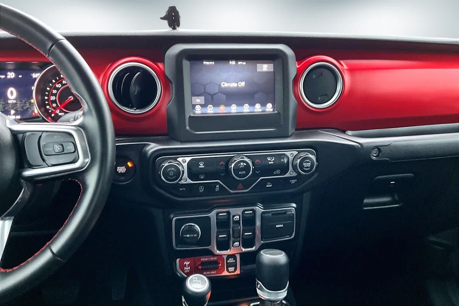 Thumbnail: 2021 Jeep Gladiator - 15