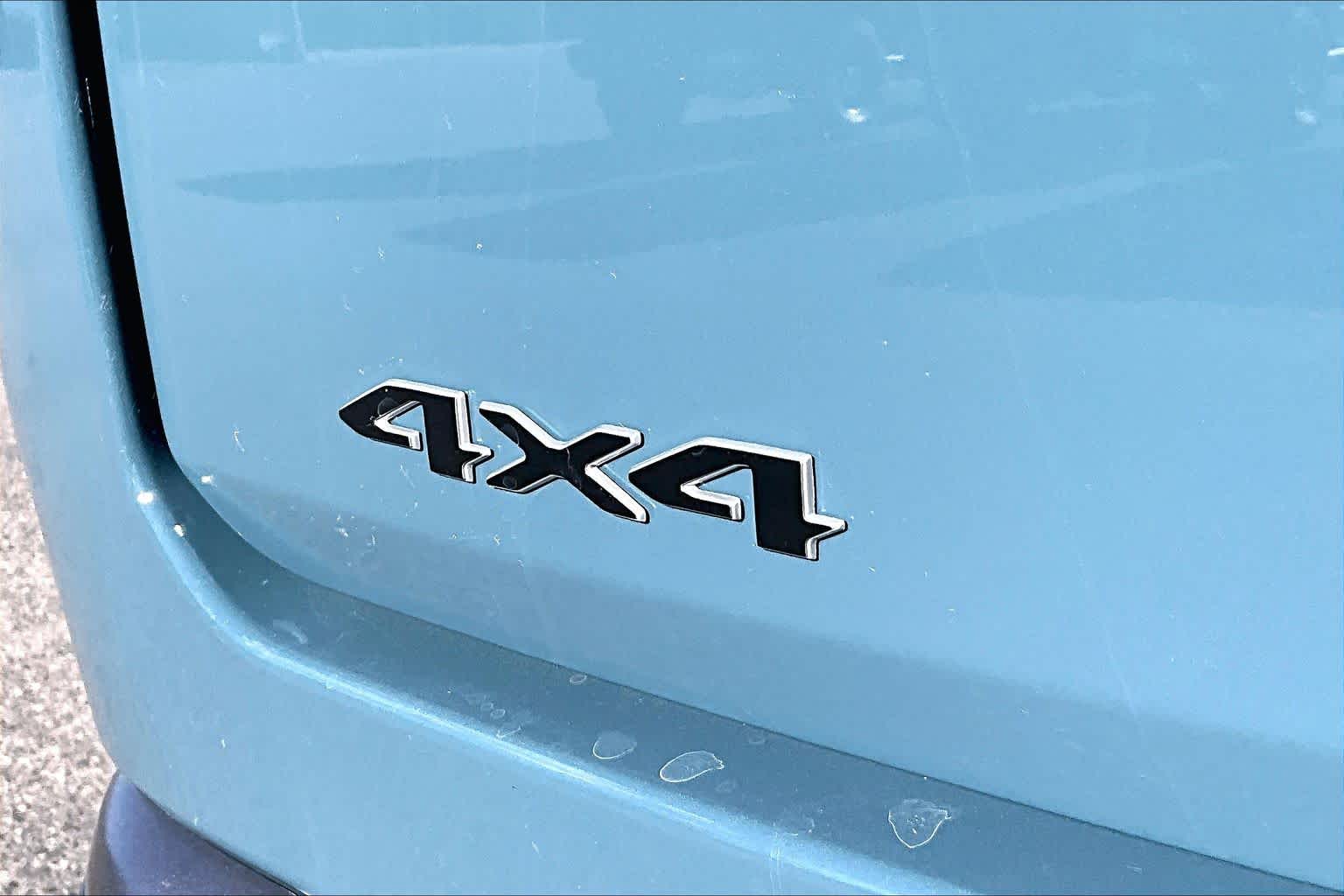 Thumbnail: 2026 Jeep Grand Wagoneer - 6