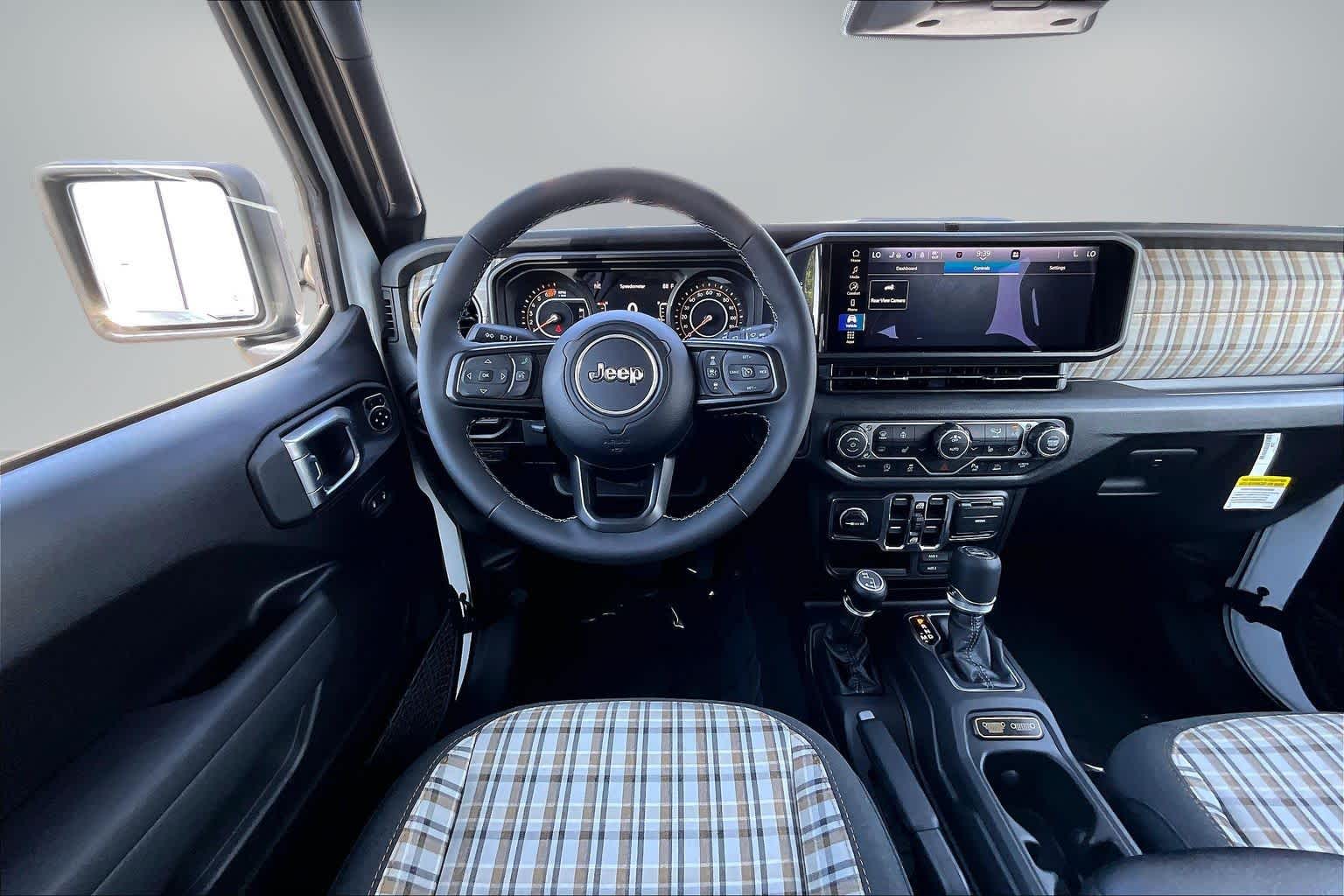 Thumbnail: 2026 Jeep Wrangler - 15