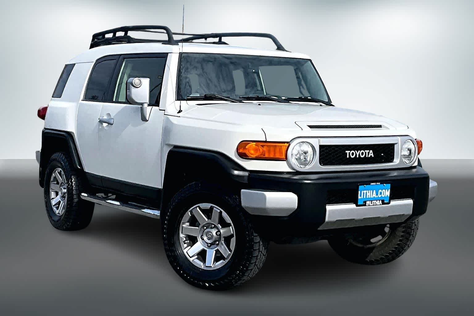 Thumbnail: 2014 Toyota FJ Cruiser - 20