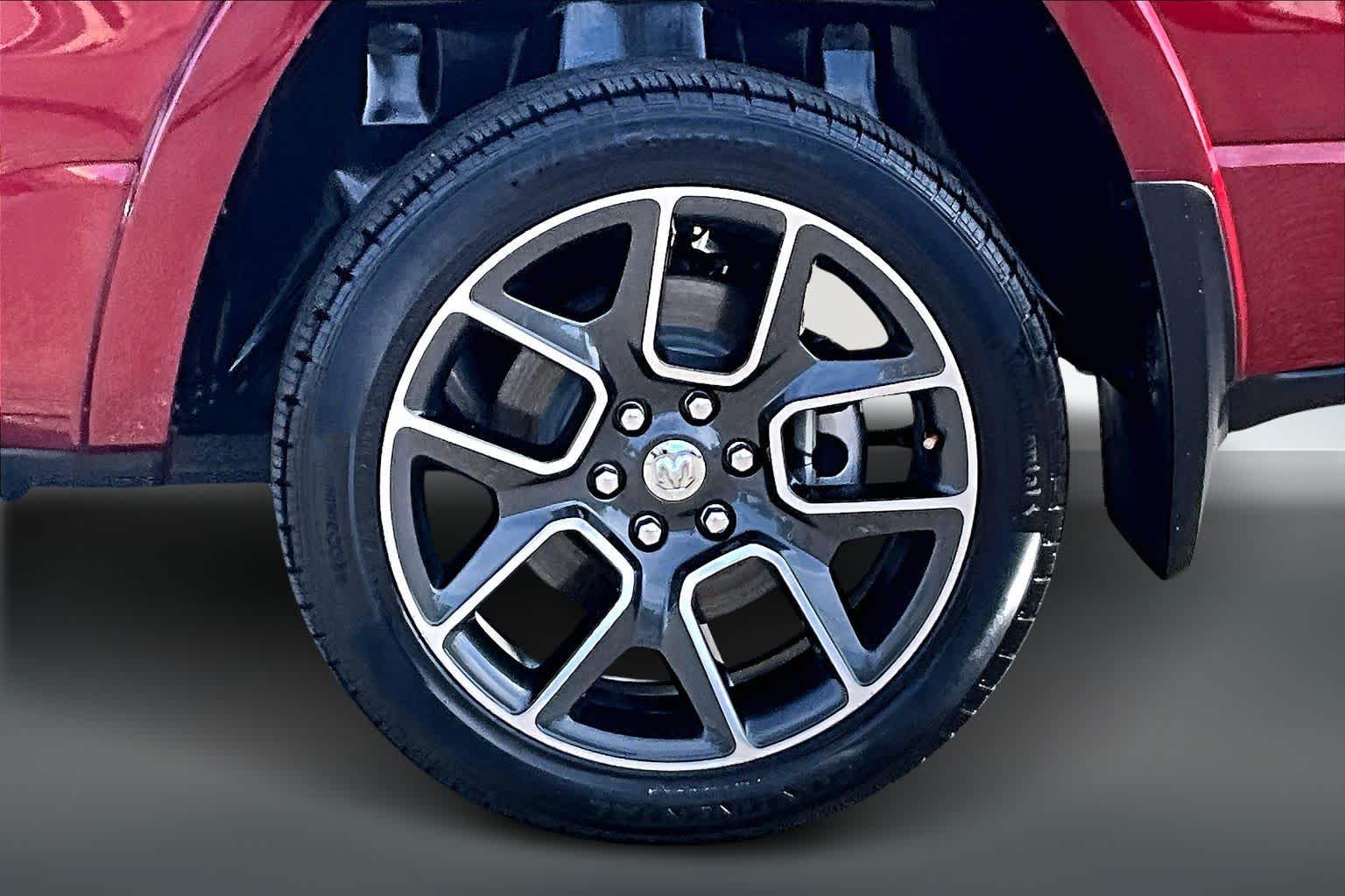 Thumbnail: 2020 RAM 1500 - 33