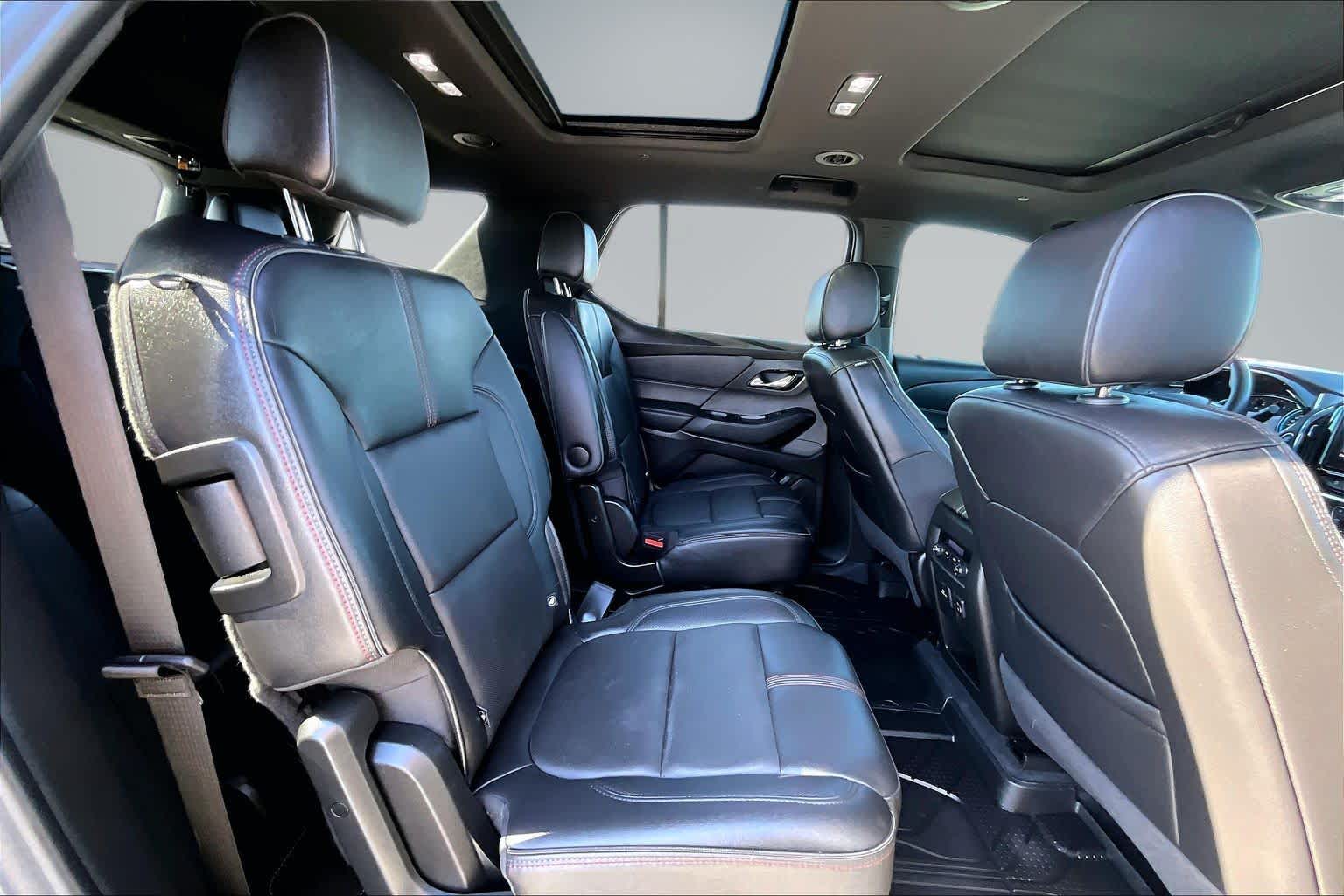 Thumbnail: 2023 Chevrolet Traverse - 29