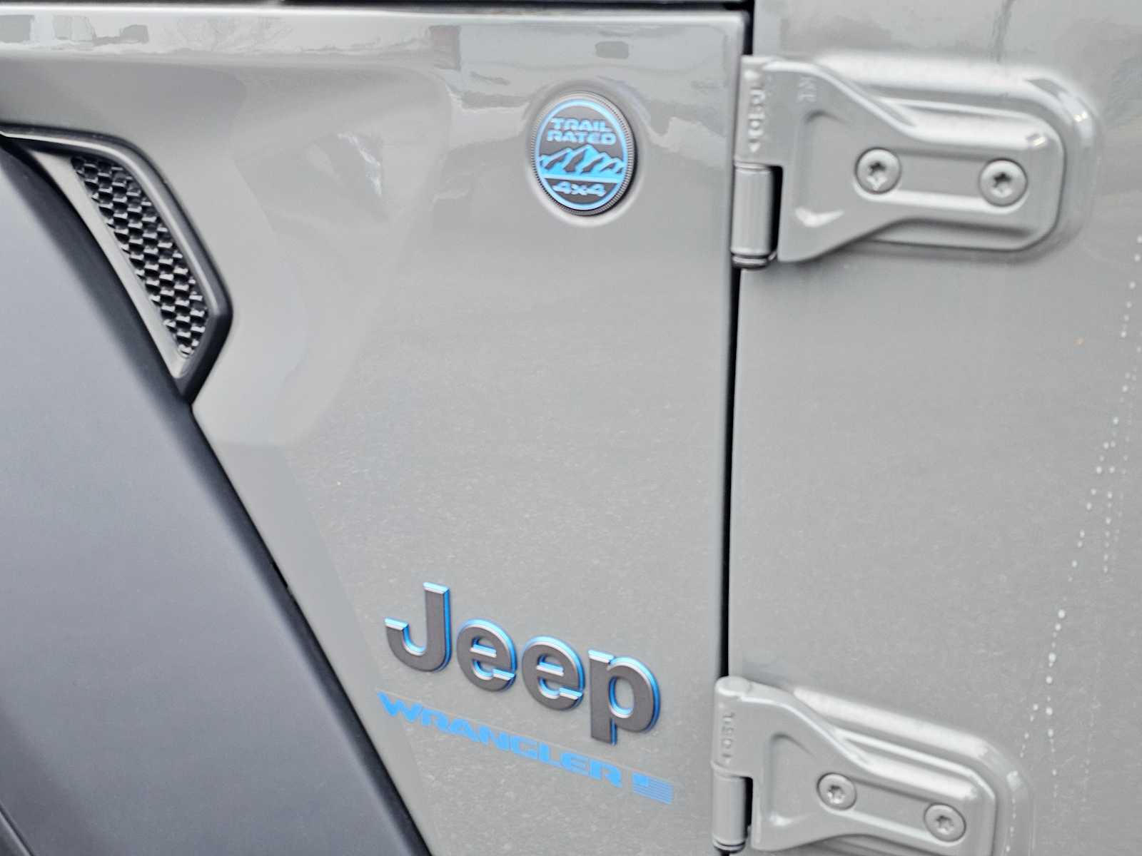 Thumbnail: 2023 Jeep Wrangler - 7