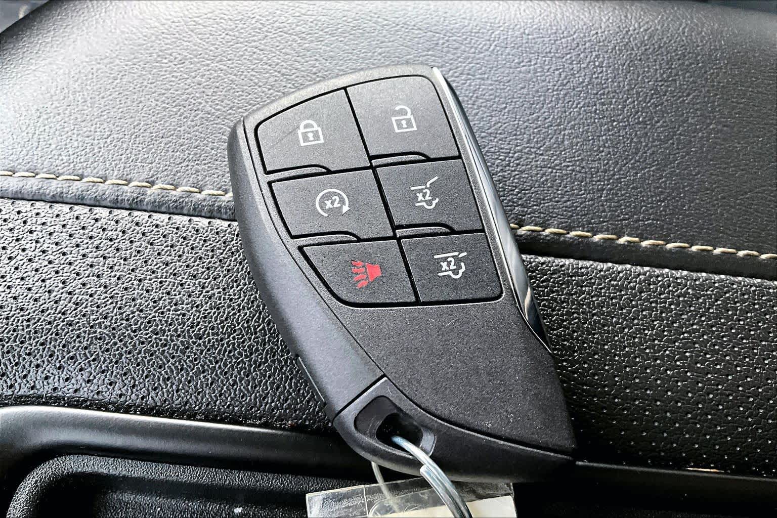 Thumbnail: 2023 Chevrolet Suburban - 19