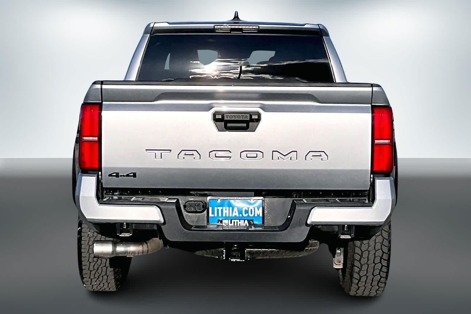 Thumbnail: 2024 Toyota Tacoma - 5