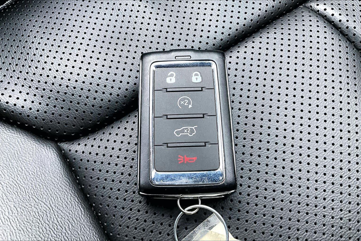 Thumbnail: 2024 Jeep Grand Cherokee L - 19