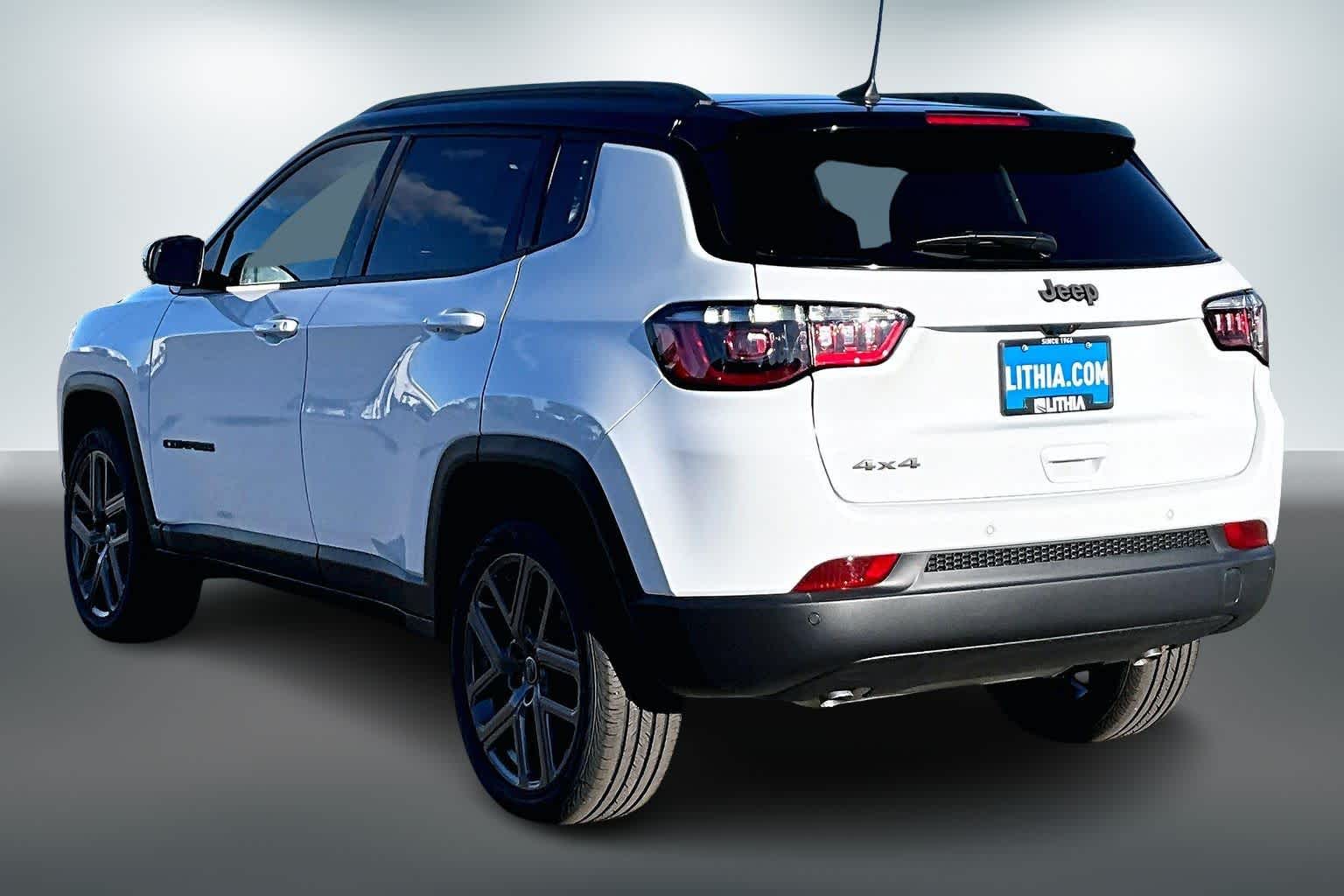 Thumbnail: 2026 Jeep Compass - 4