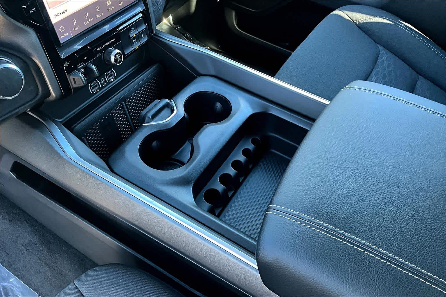 Thumbnail: 2026 RAM 1500 - 16