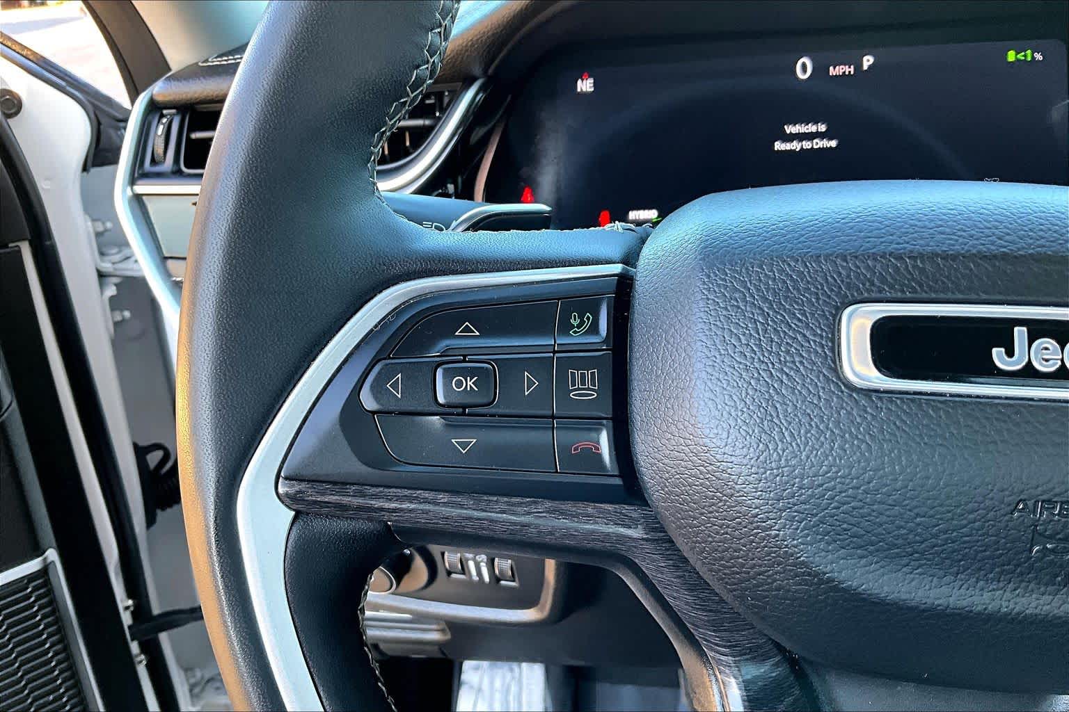 Thumbnail: 2024 Jeep Grand Cherokee - 23