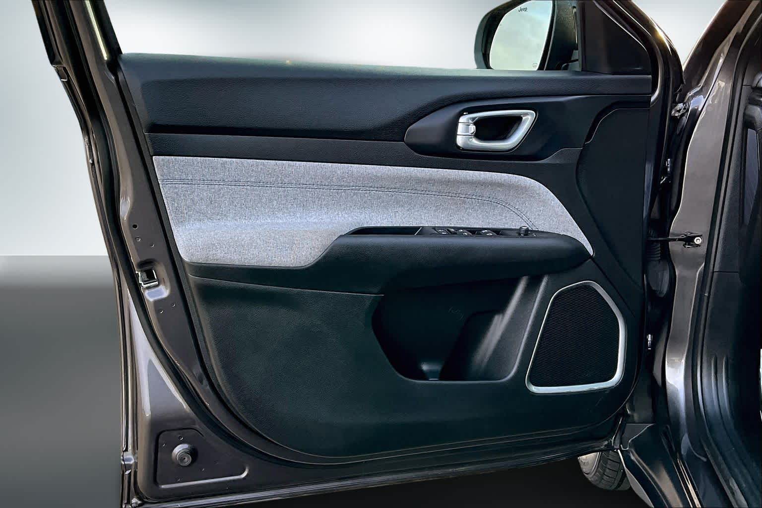 Thumbnail: 2024 Jeep Compass - 27