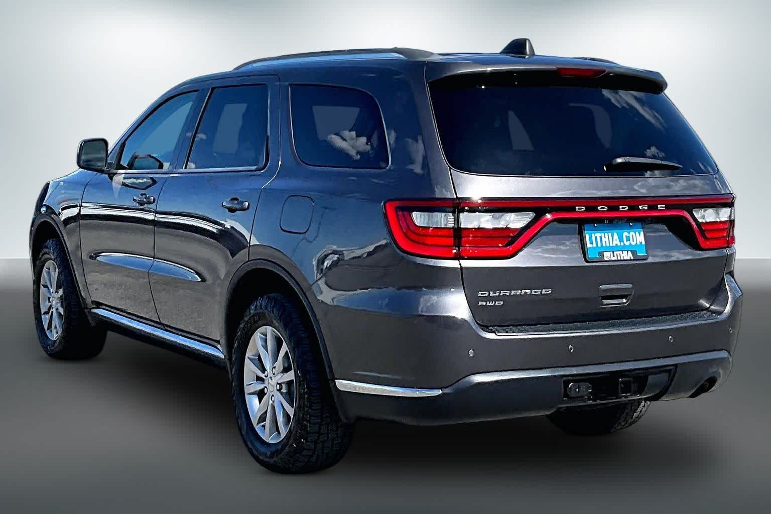 Thumbnail: 2017 Dodge Durango - 4