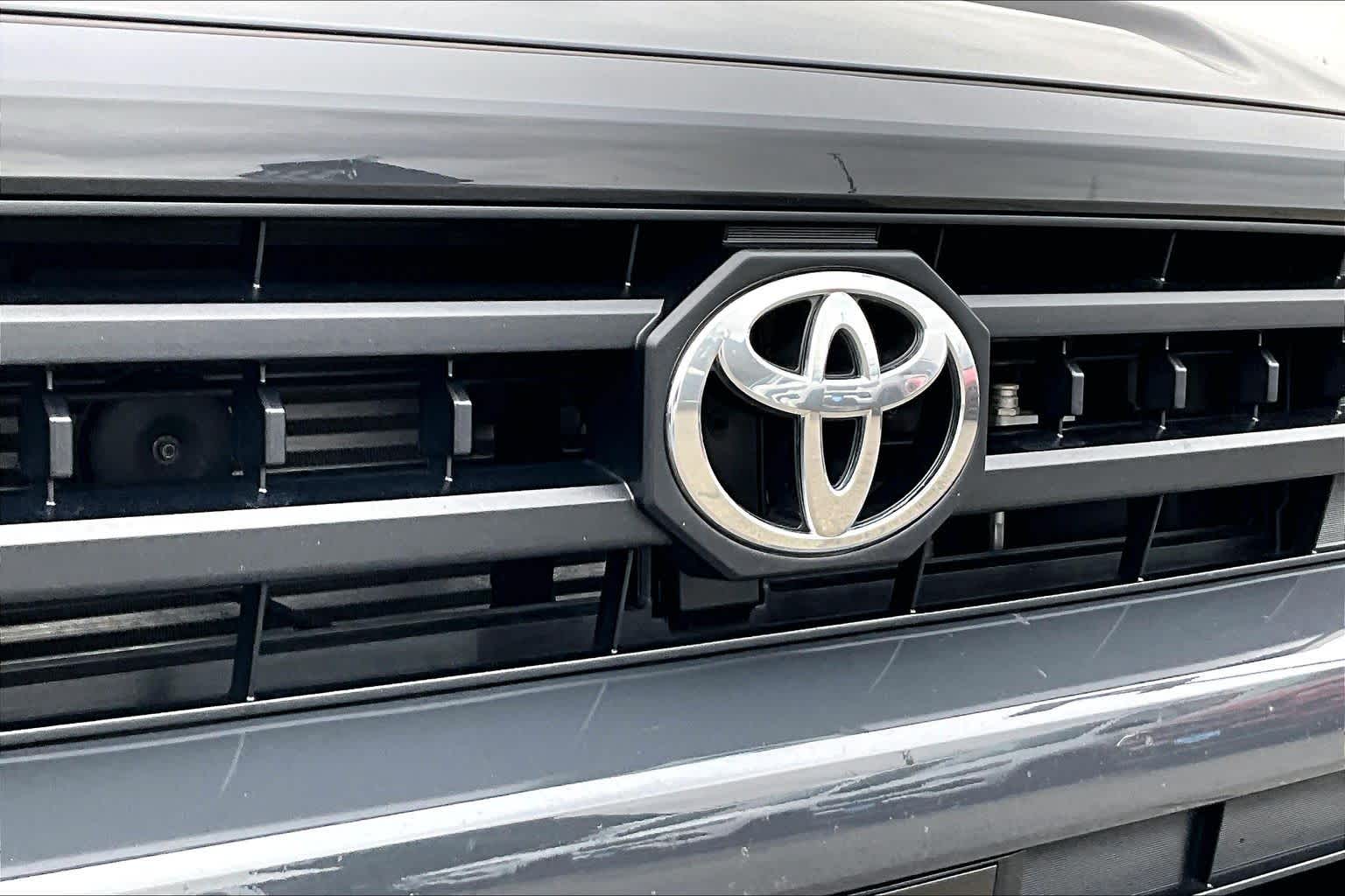 Thumbnail: 2025 Toyota 4Runner - 33