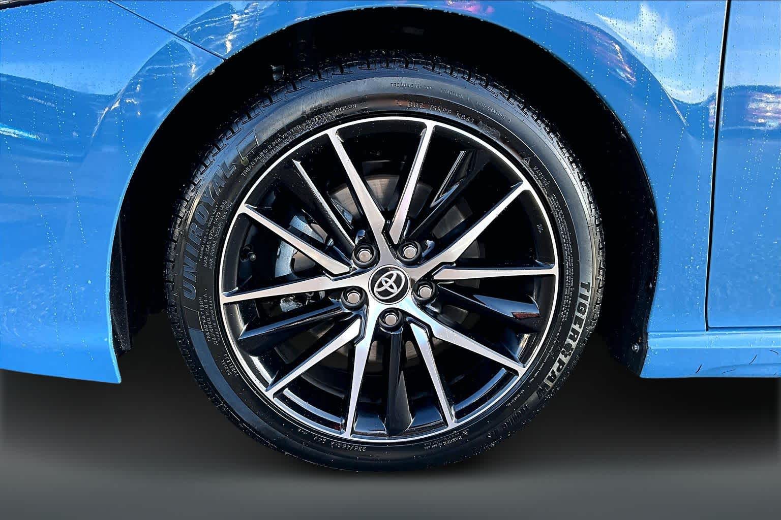 Thumbnail: 2023 Toyota Camry - 8