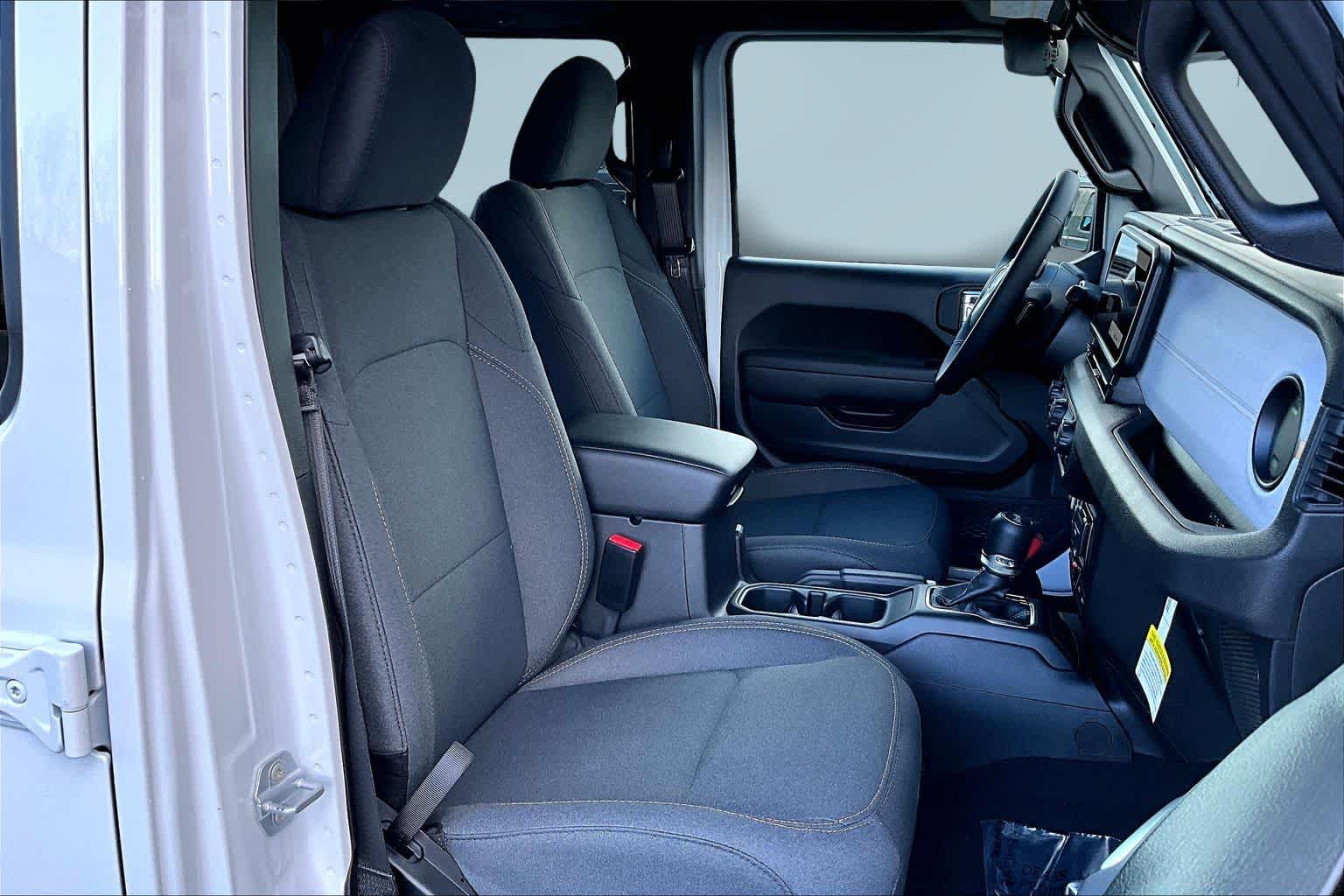 Thumbnail: 2026 Jeep Wrangler - 14