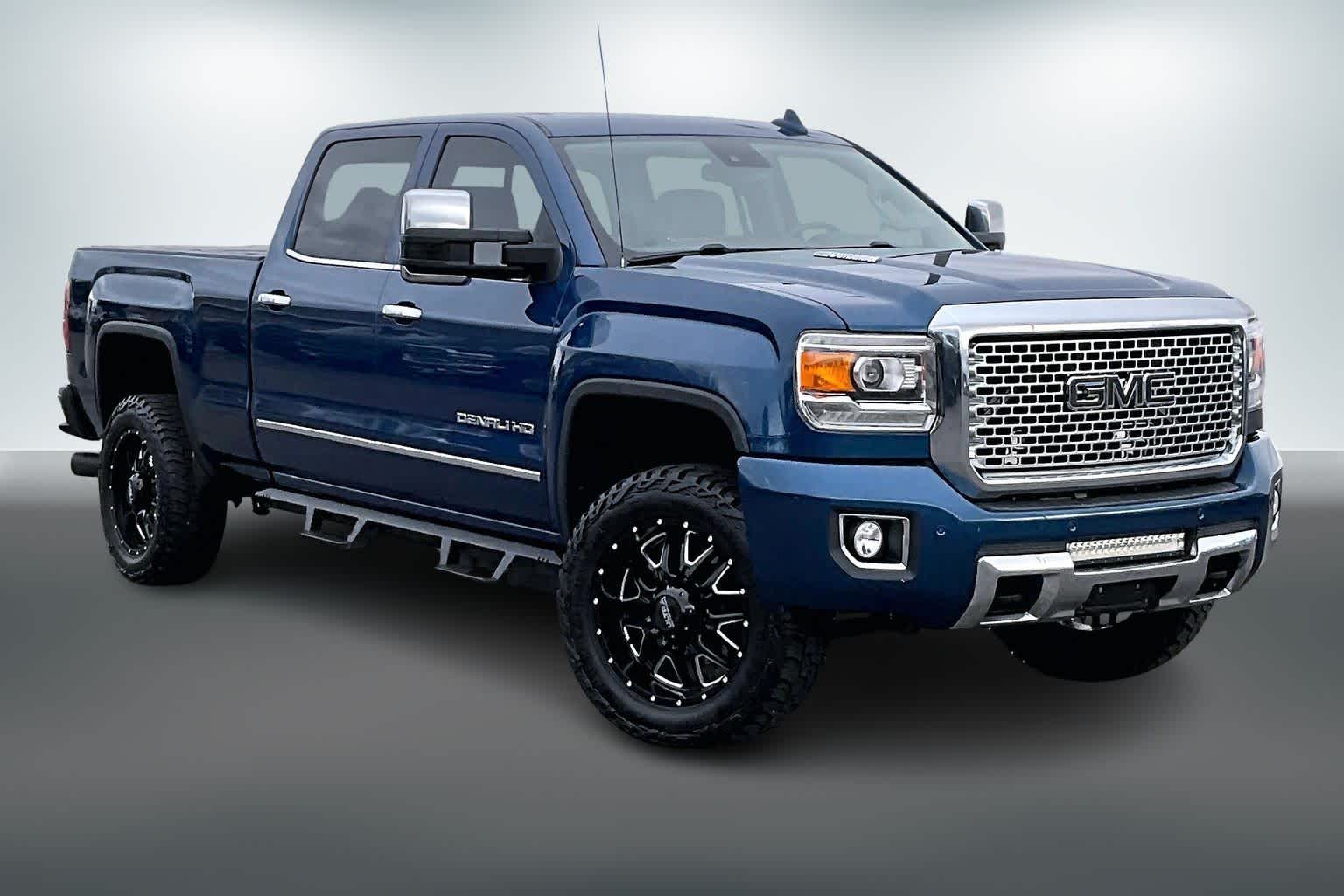 Thumbnail: 2015 GMC Sierra 2500 - 20