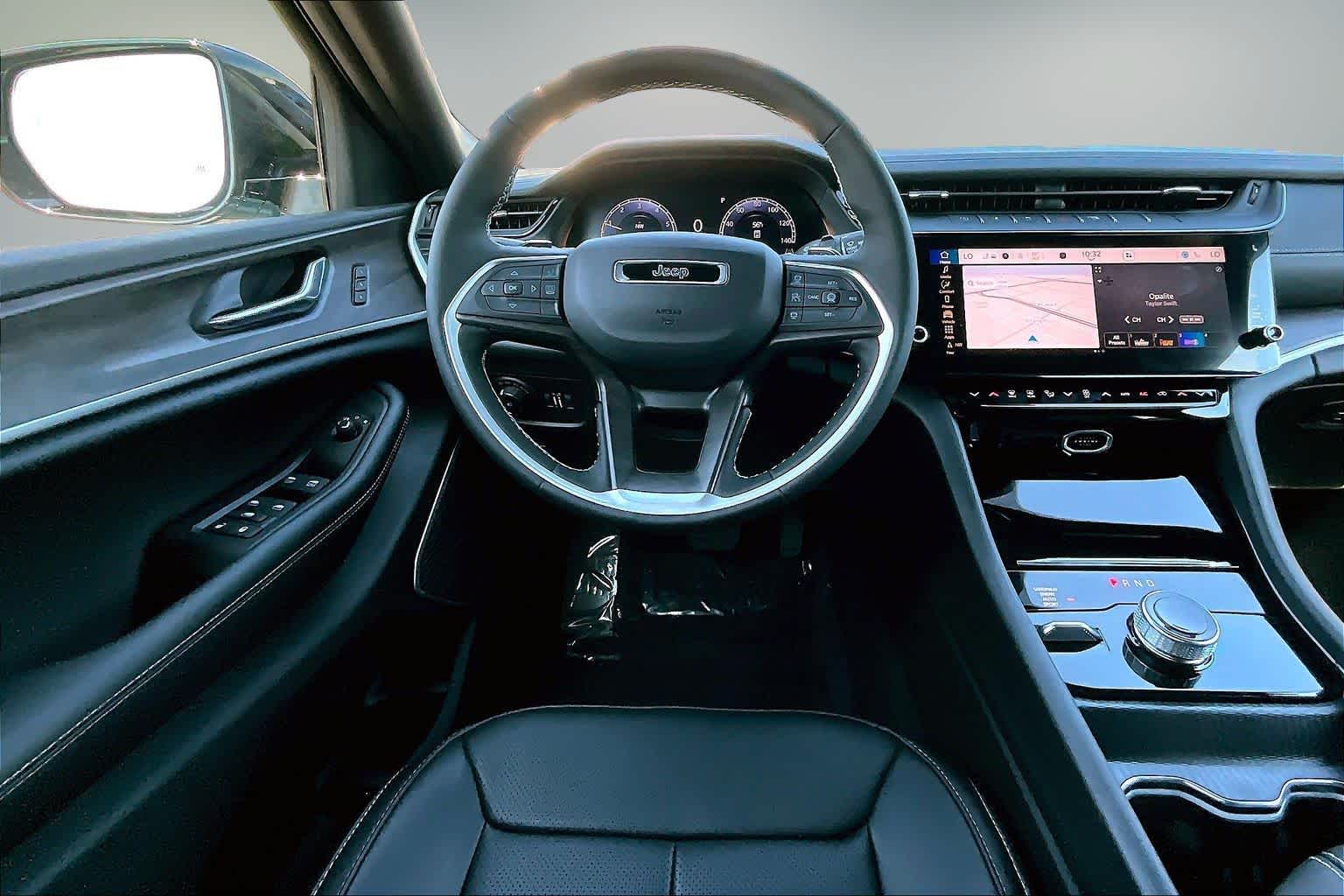 Thumbnail: 2026 Jeep Grand Cherokee - 14