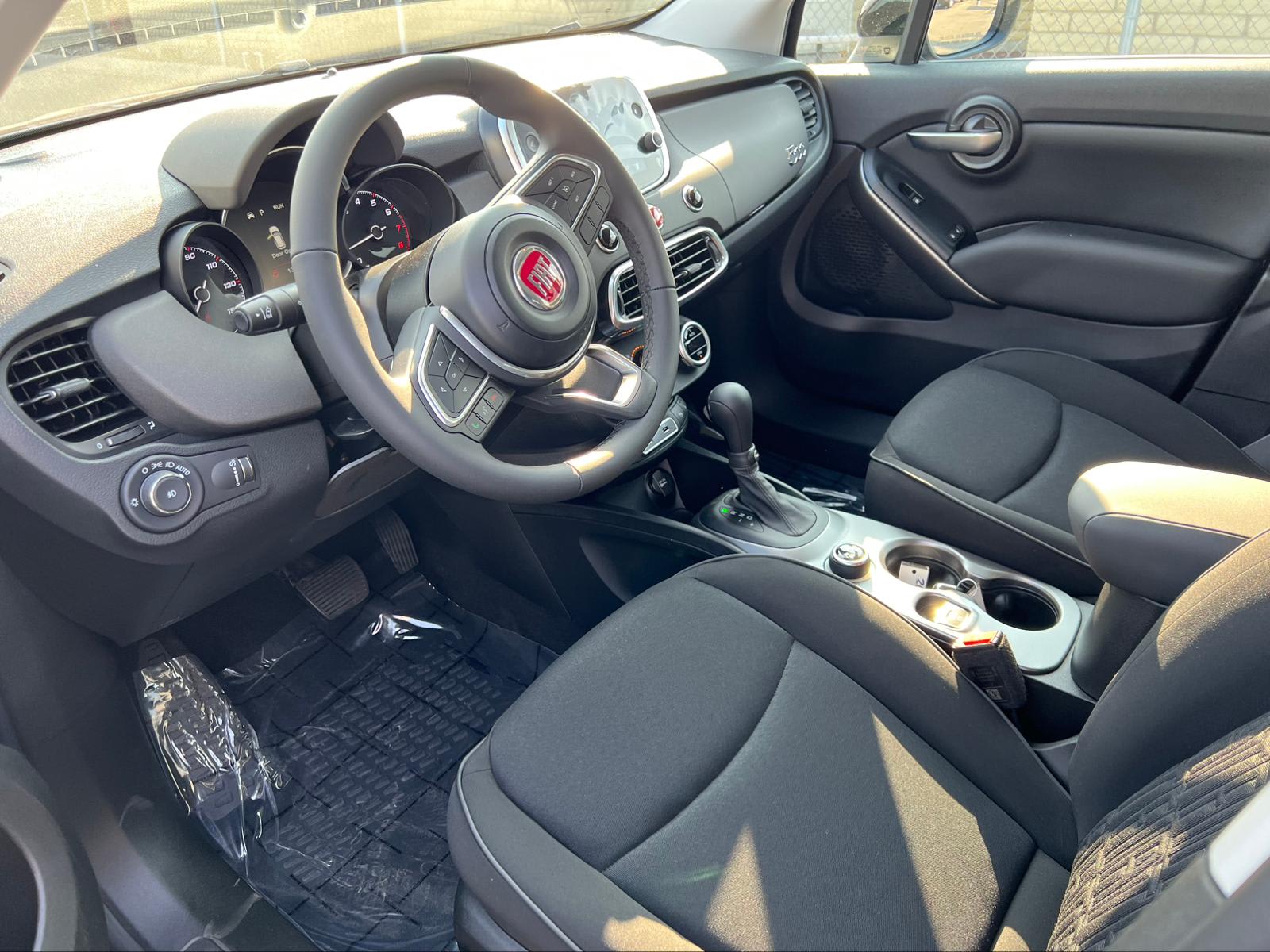 2023 FIAT® 500X Technology & Safety Features
