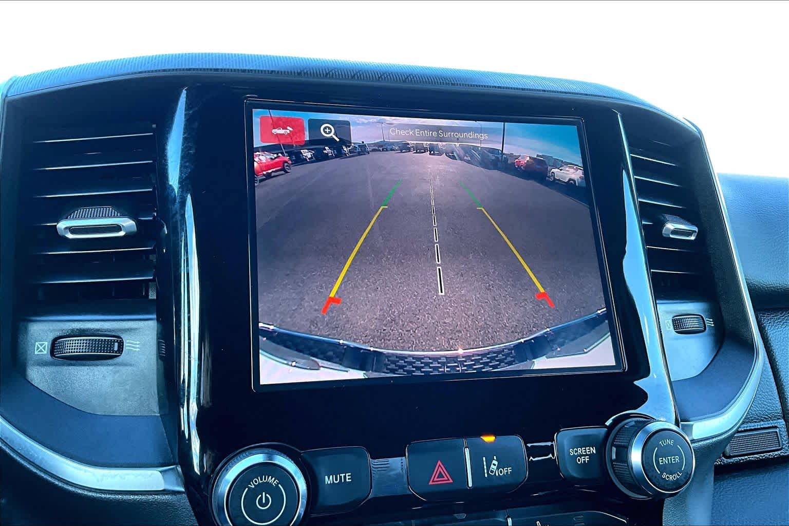 Thumbnail: 2025 RAM 1500 - 26