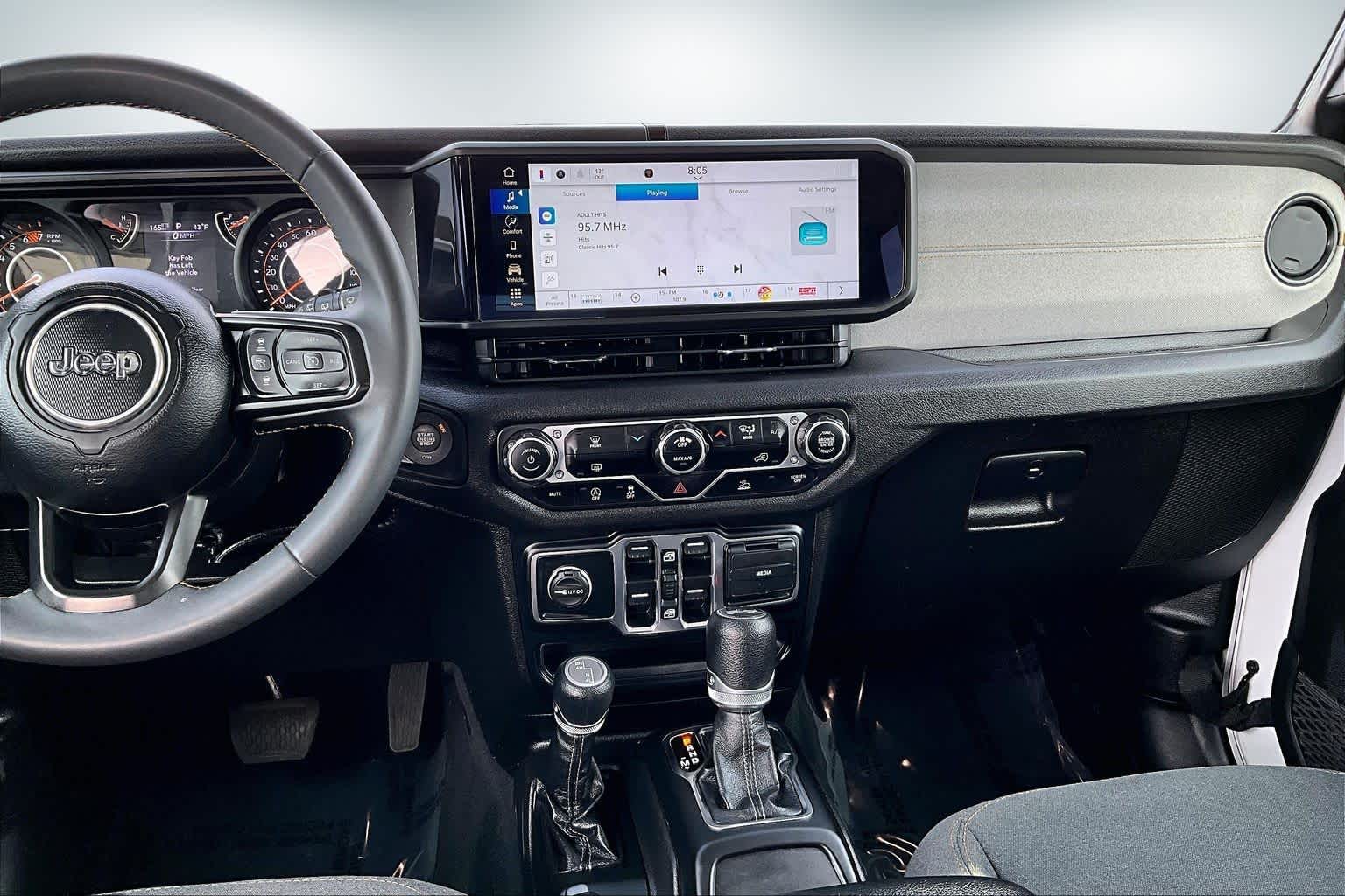 Thumbnail: 2024 Jeep Wrangler - 15