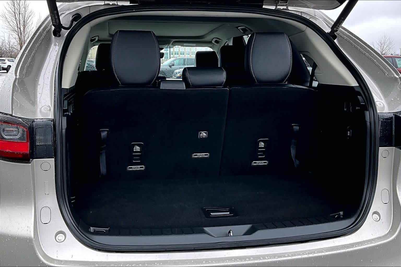 Thumbnail: 2024 Mazda CX-90 - 18